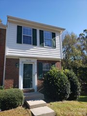 2830 Hosta Drive, Charlotte, NC 28269