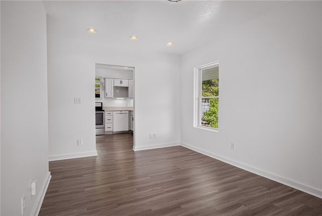 635 Valley St, Oakmont, PA 15139