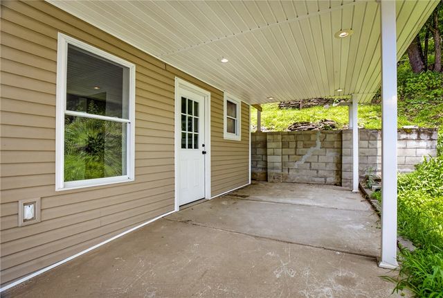 635 Valley St, Oakmont, PA 15139