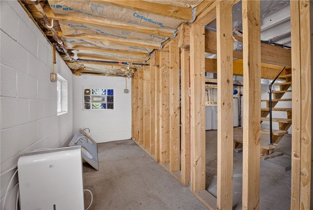 635 Valley St, Oakmont, PA 15139