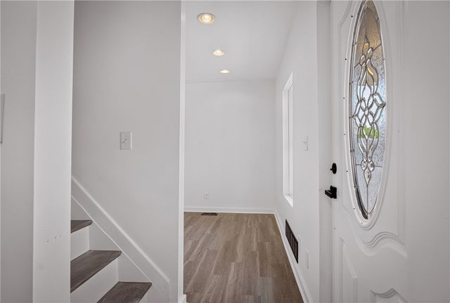 635 Valley St, Oakmont, PA 15139