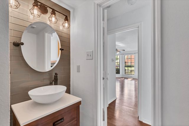 1111 Timbercreek Drive, Allen, TX 75002