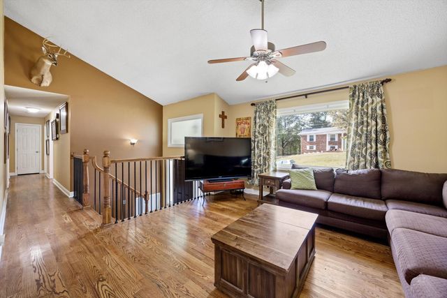 420 Shannon Drive, Hixson, TN 37343