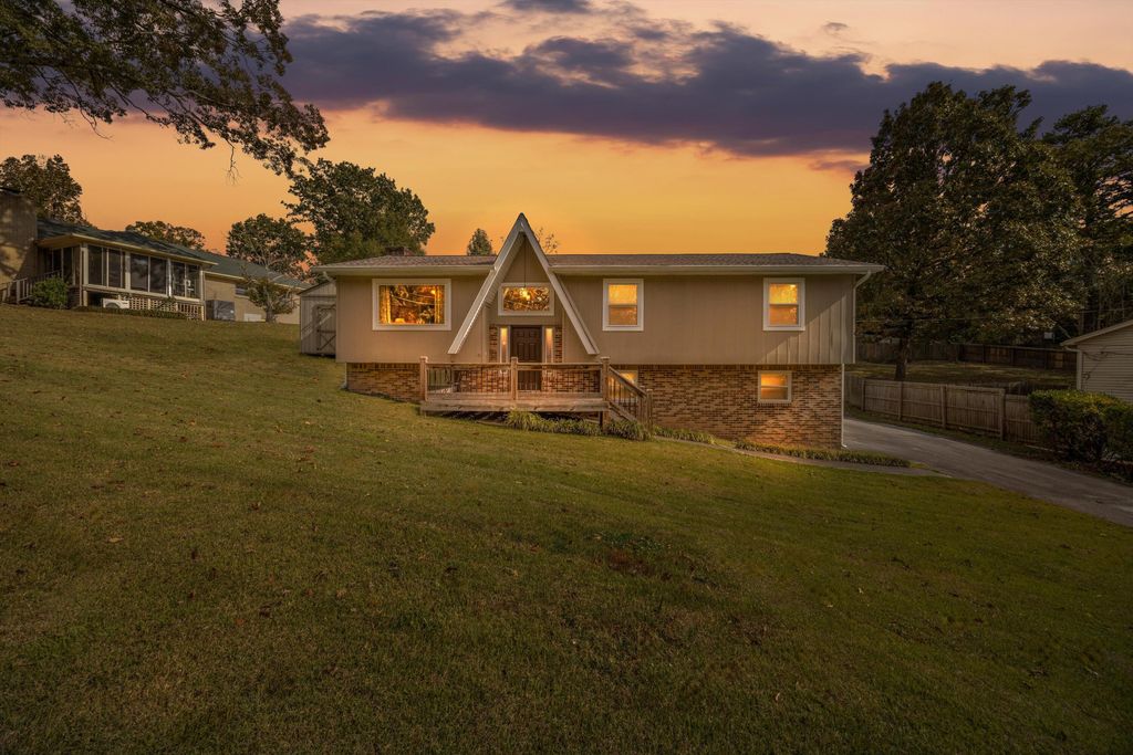 420 Shannon Drive, Hixson, TN 37343