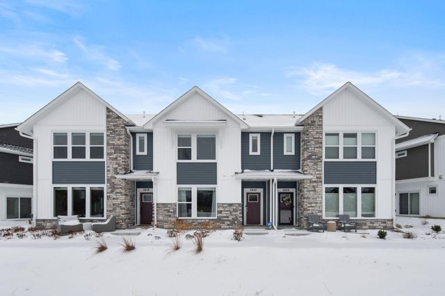 2422 N Blossom Circle, Orono, MN 55356