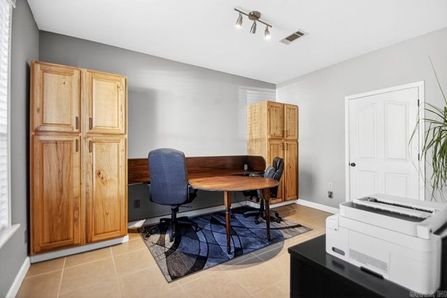 419 E Colonel Glenn, Little Rock, AR 72210