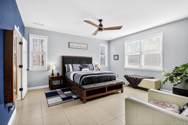 419 E Colonel Glenn, Little Rock, AR 72210