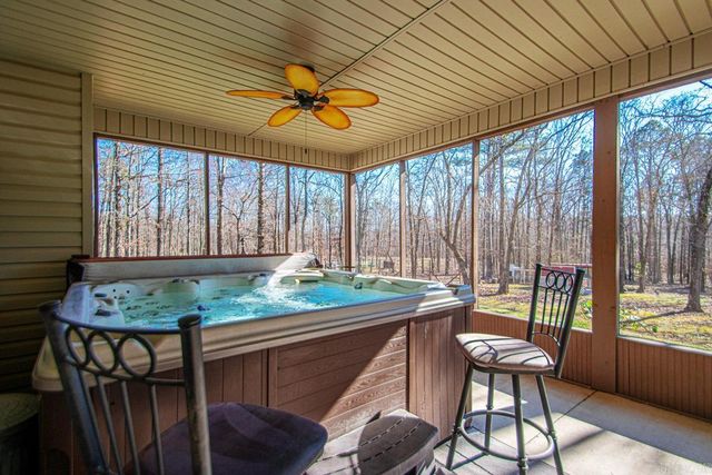 419 E Colonel Glenn, Little Rock, AR 72210