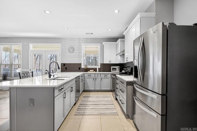 419 E Colonel Glenn, Little Rock, AR 72210