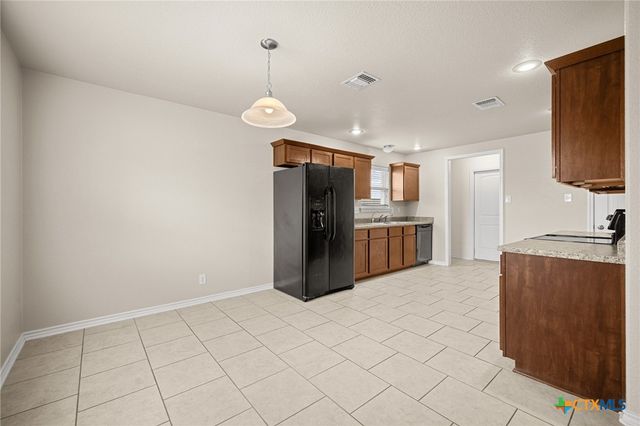 2609 Alamocitos Creek Drive, Killeen, TX 76549