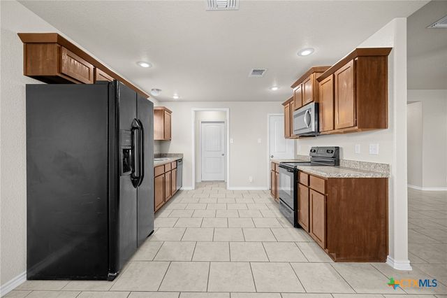 2609 Alamocitos Creek Drive, Killeen, TX 76549