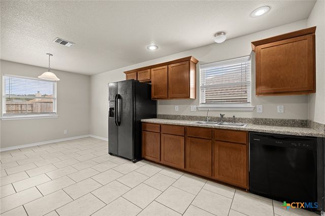 2609 Alamocitos Creek Drive, Killeen, TX 76549