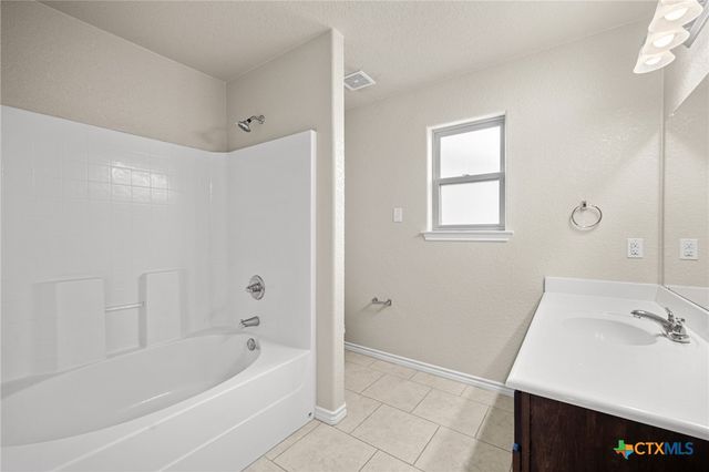 2609 Alamocitos Creek Drive, Killeen, TX 76549