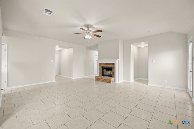 2609 Alamocitos Creek Drive, Killeen, TX 76549