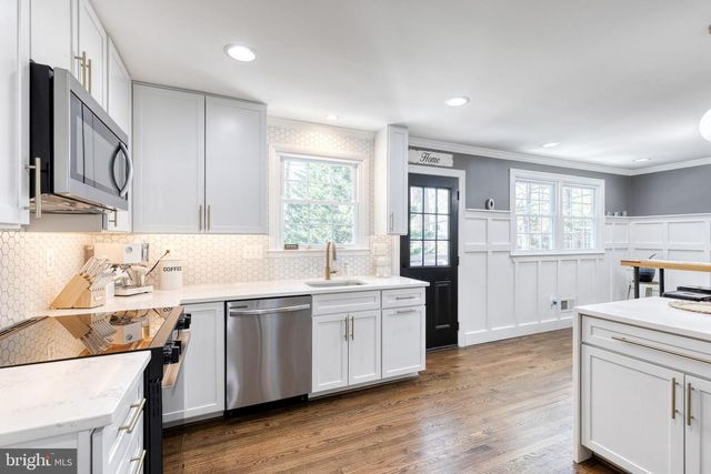905 E SEMINARY AVE, Towson, MD 21286