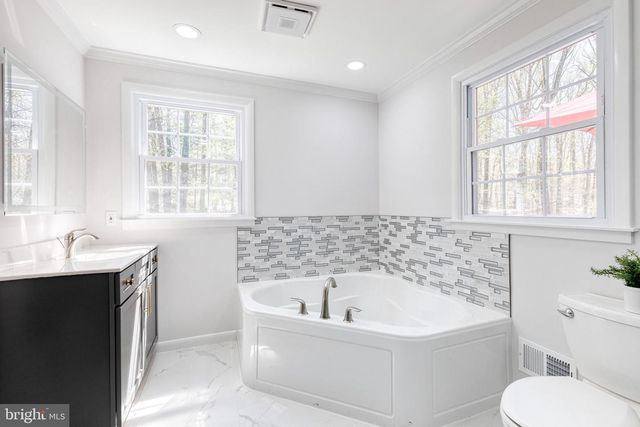 905 E SEMINARY AVE, Towson, MD 21286