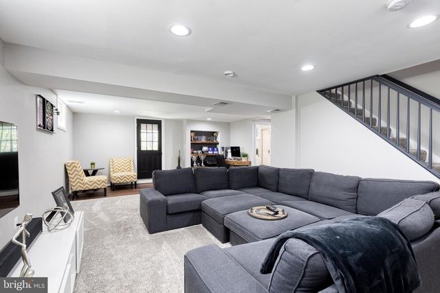 905 E SEMINARY AVE, Towson, MD 21286
