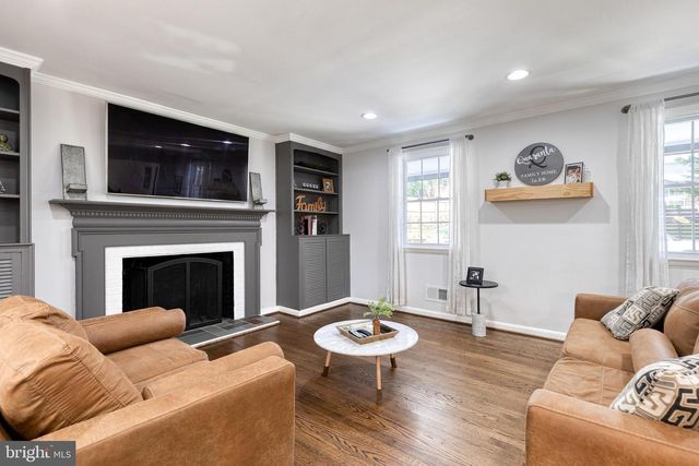 905 E SEMINARY AVE, Towson, MD 21286