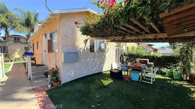 823 W 81st, Los Angeles, CA 90044