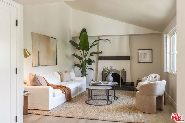 29353 Deep Shadow Drive, Agoura Hills, CA 91301