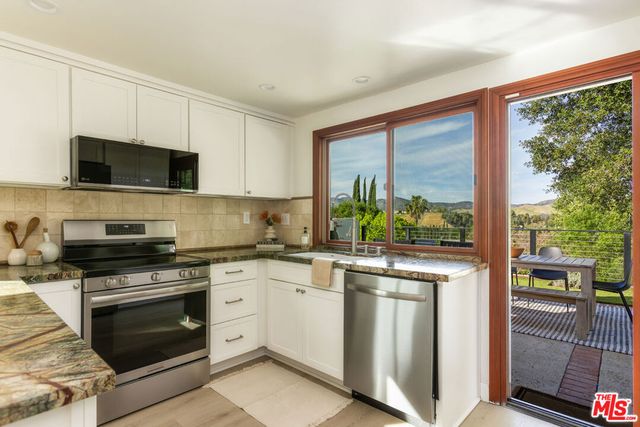 29353 Deep Shadow Drive, Agoura Hills, CA 91301