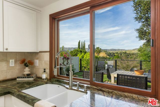 29353 Deep Shadow Drive, Agoura Hills, CA 91301