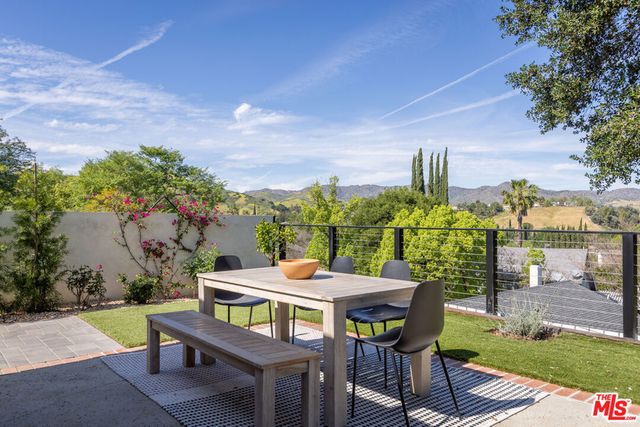 29353 Deep Shadow Drive, Agoura Hills, CA 91301