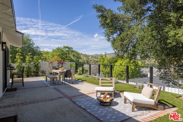 29353 Deep Shadow Drive, Agoura Hills, CA 91301