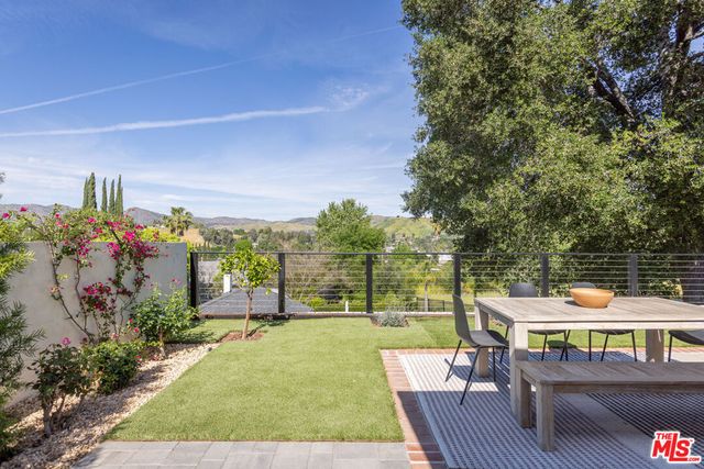 29353 Deep Shadow Drive, Agoura Hills, CA 91301
