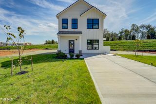 4340 Gambrel Oaks Street, Blountville, TN 37617