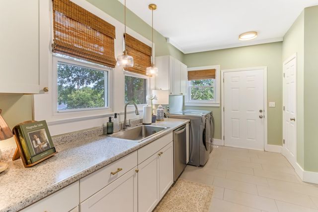 12 Crest Street, Lyman, SC 29365