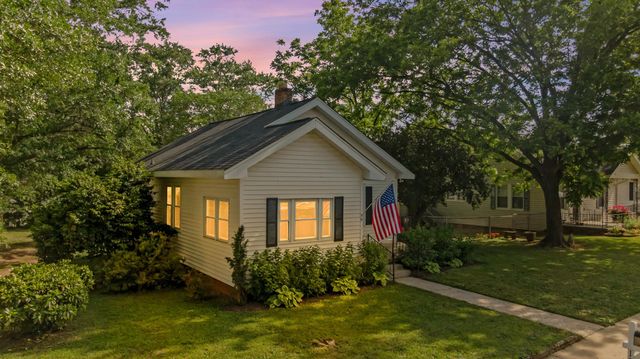 12 Crest Street, Lyman, SC 29365