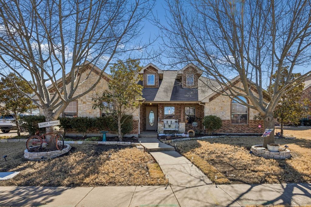 201 Midnight Drive, Royse City, TX 75189