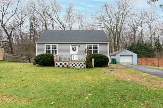 13 Judy Terrace, Poughkeepsie, NY 12601