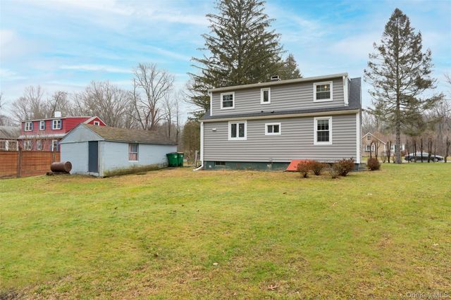 13 Judy Terrace, Poughkeepsie, NY 12601