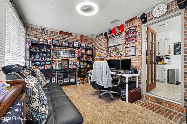 11166 WOODELM Drive E, Jacksonville, FL 32218