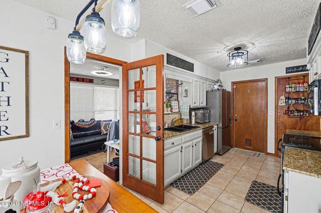 11166 WOODELM Drive E, Jacksonville, FL 32218