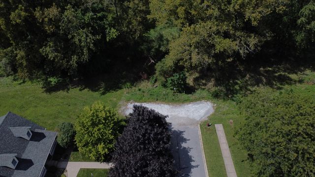 9580 W 93rd Avenue, St. John, IN 46373