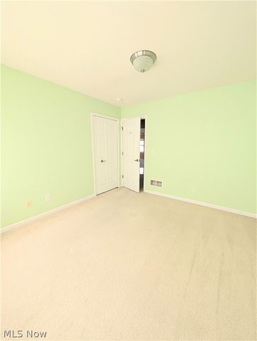 15130 Sawgrass Lane, Middlefield, OH 44062