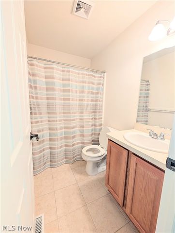 15130 Sawgrass Lane, Middlefield, OH 44062