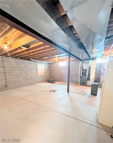 15130 Sawgrass Lane, Middlefield, OH 44062