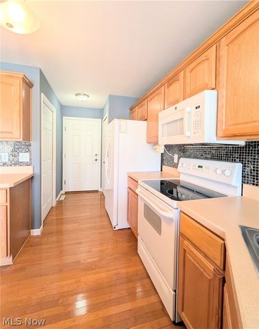 15130 Sawgrass Lane, Middlefield, OH 44062