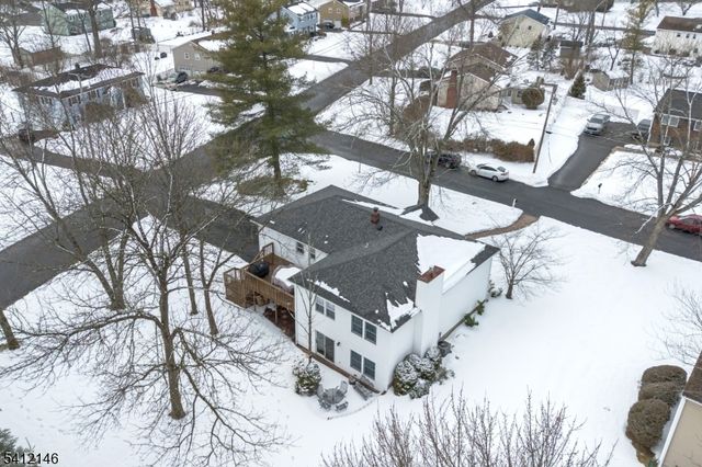 17 Iron Forge Rd, Parsippany-troy Hills Twp., NJ 07054