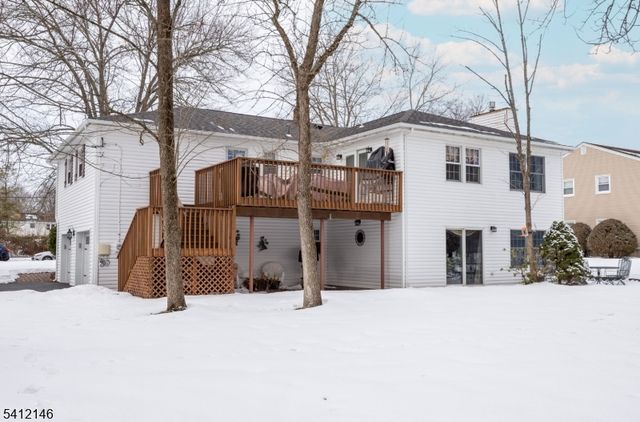 17 Iron Forge Rd, Parsippany-troy Hills Twp., NJ 07054