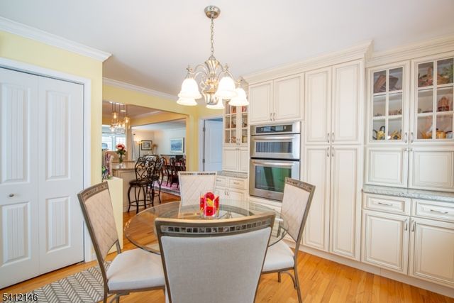 17 Iron Forge Rd, Parsippany-troy Hills Twp., NJ 07054