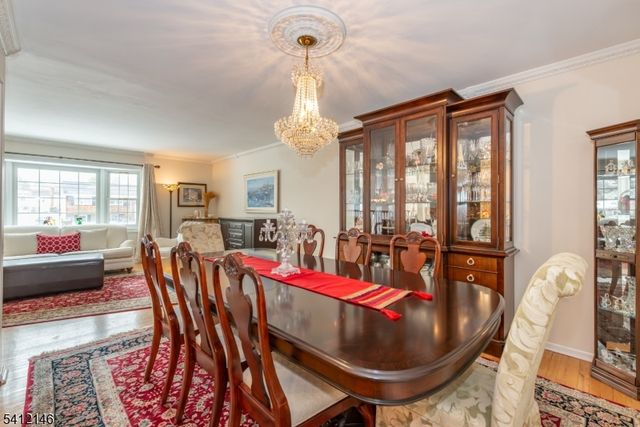 17 Iron Forge Rd, Parsippany-troy Hills Twp., NJ 07054