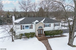 17 Iron Forge Rd, Parsippany-troy Hills Twp., NJ 07054