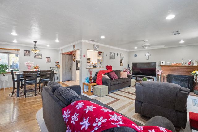 161 Ribier Ave, Modesto, CA 95350