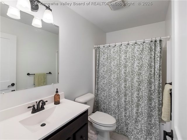 44 Russell Street, Winfield, WV 25213