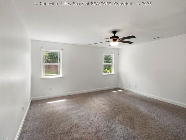 44 Russell Street, Winfield, WV 25213
